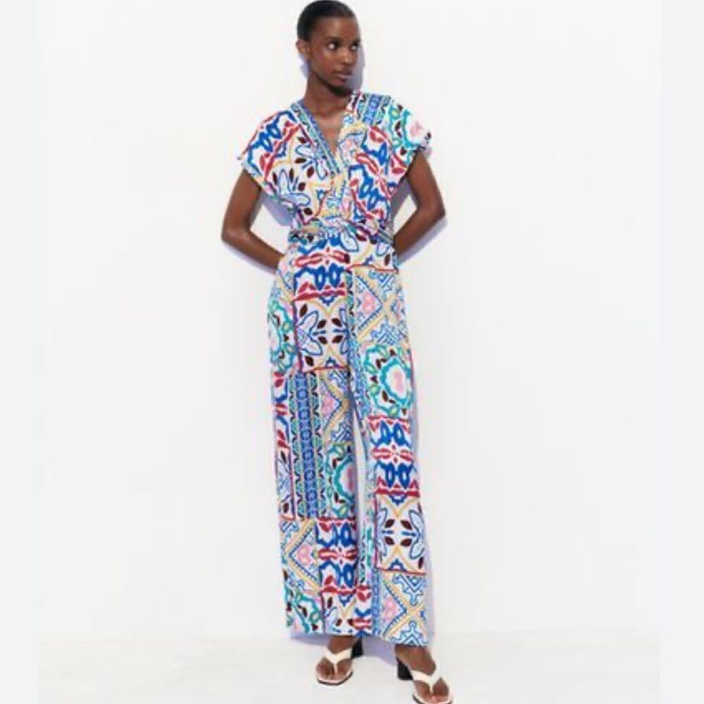 Zara Floral Print Satin Short Sleeve V-Neck Jumpsuit NWT